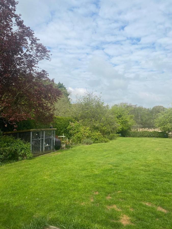 Twenty Bed and Breakfast Skellingthorpe Exteriör bild